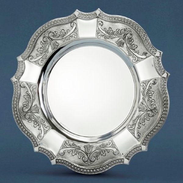 Bellagio Decorated Silver Plate - Medium