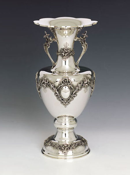 King Mirror Vase