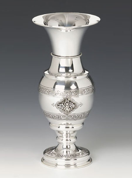 Pas Prachim Sterling Silver Vase