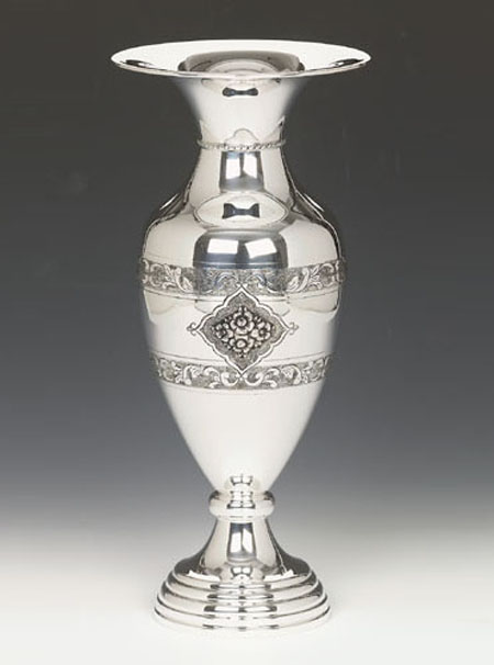 Pas Prachim Sterling Silver Vase