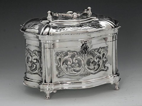 Arabask Carved Silver Etrog Box