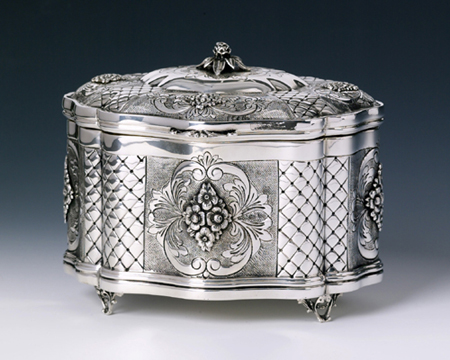 Grada Silver Esrog Box