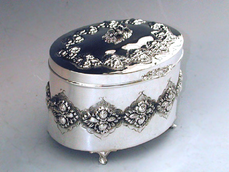Rose Silver Esrog Box