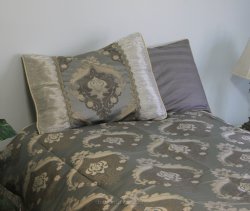 Charlotte Grey Brocade Linen Set - Tapestry 600-Thread Count