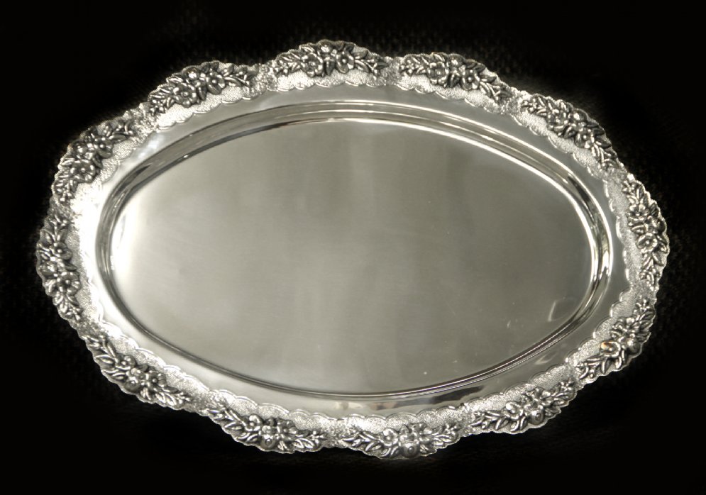 Prachim Oval Silver Tray