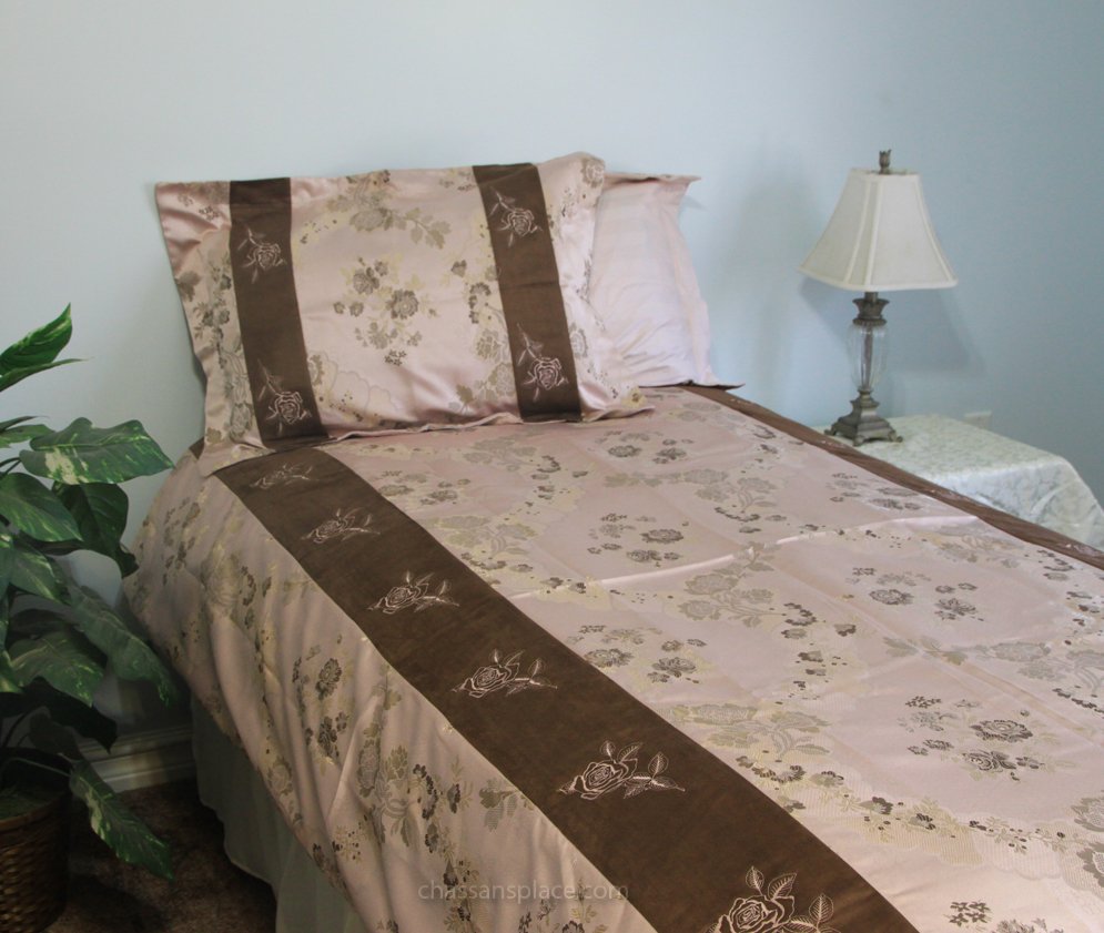 Pink Link Brocade & Suede Linen Set - 600 Thread Count