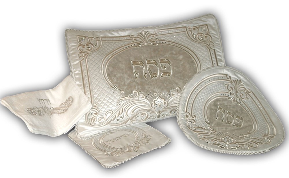 Multi-Velvet Collection Four-Piece Seder Set 